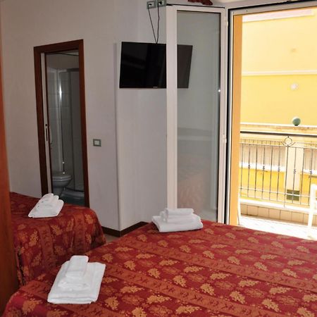 Hotel Belvedere Misano Adriatico Esterno foto
